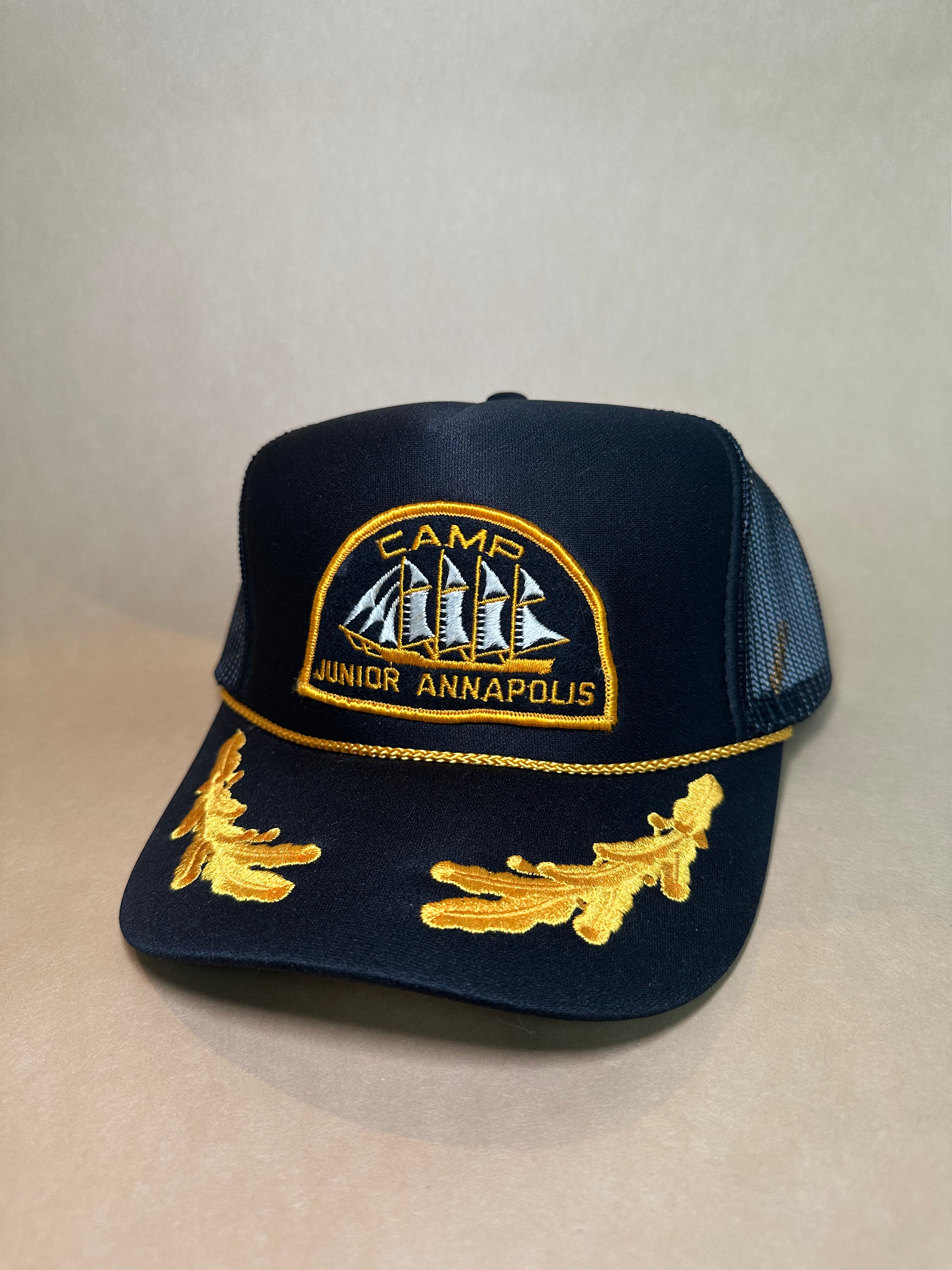 1963 Camp Junior Annapolis Black Trucker